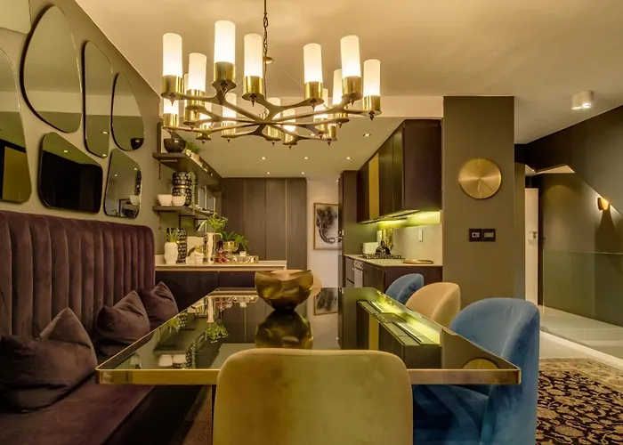 Belle View Villa In Green Point
